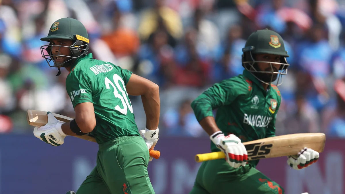 অস্ট্রেলিয়াকে বড় লক্ষ্য দিলো বাংলাদেশ